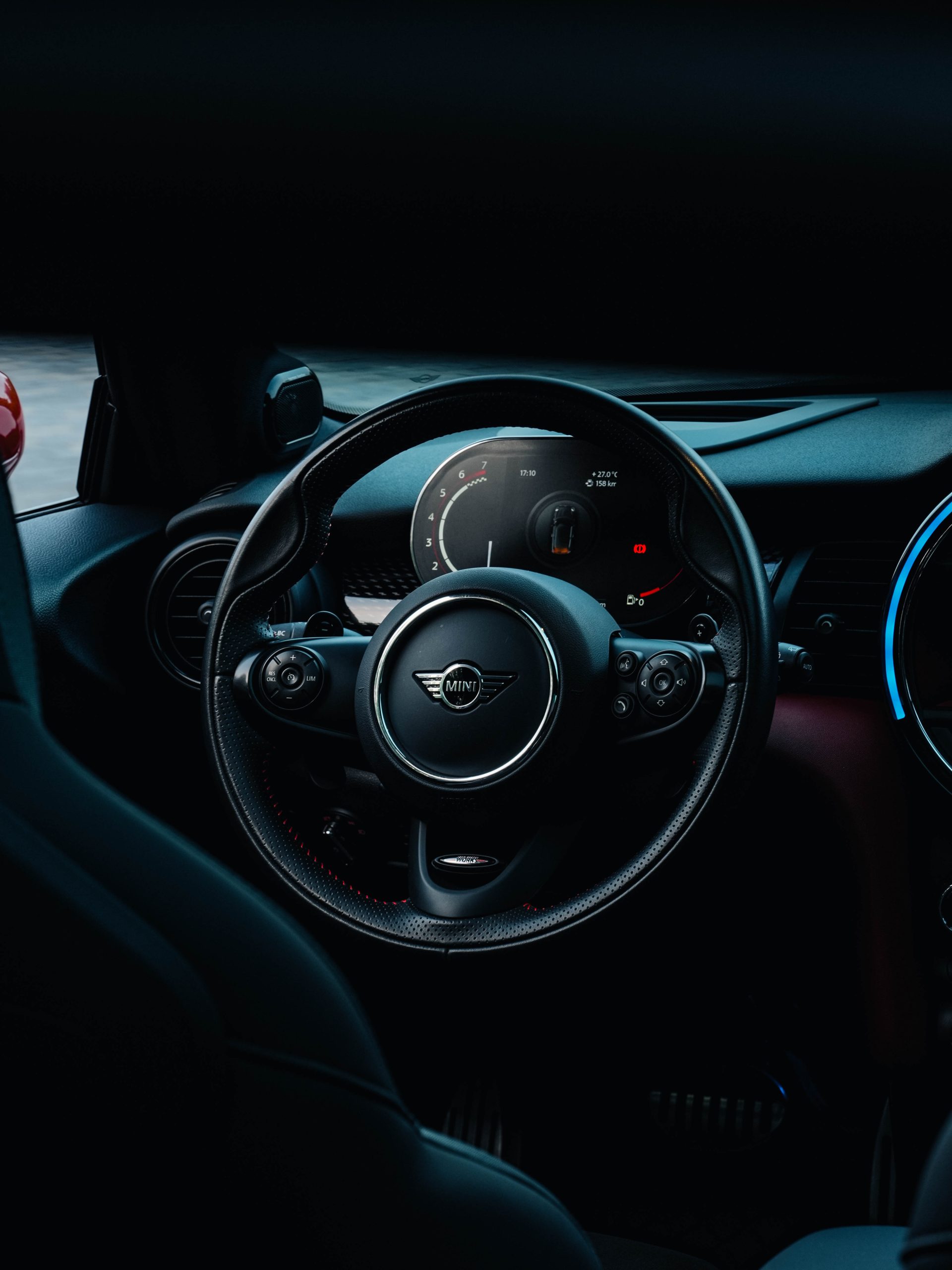 MINI JCW photo 9
