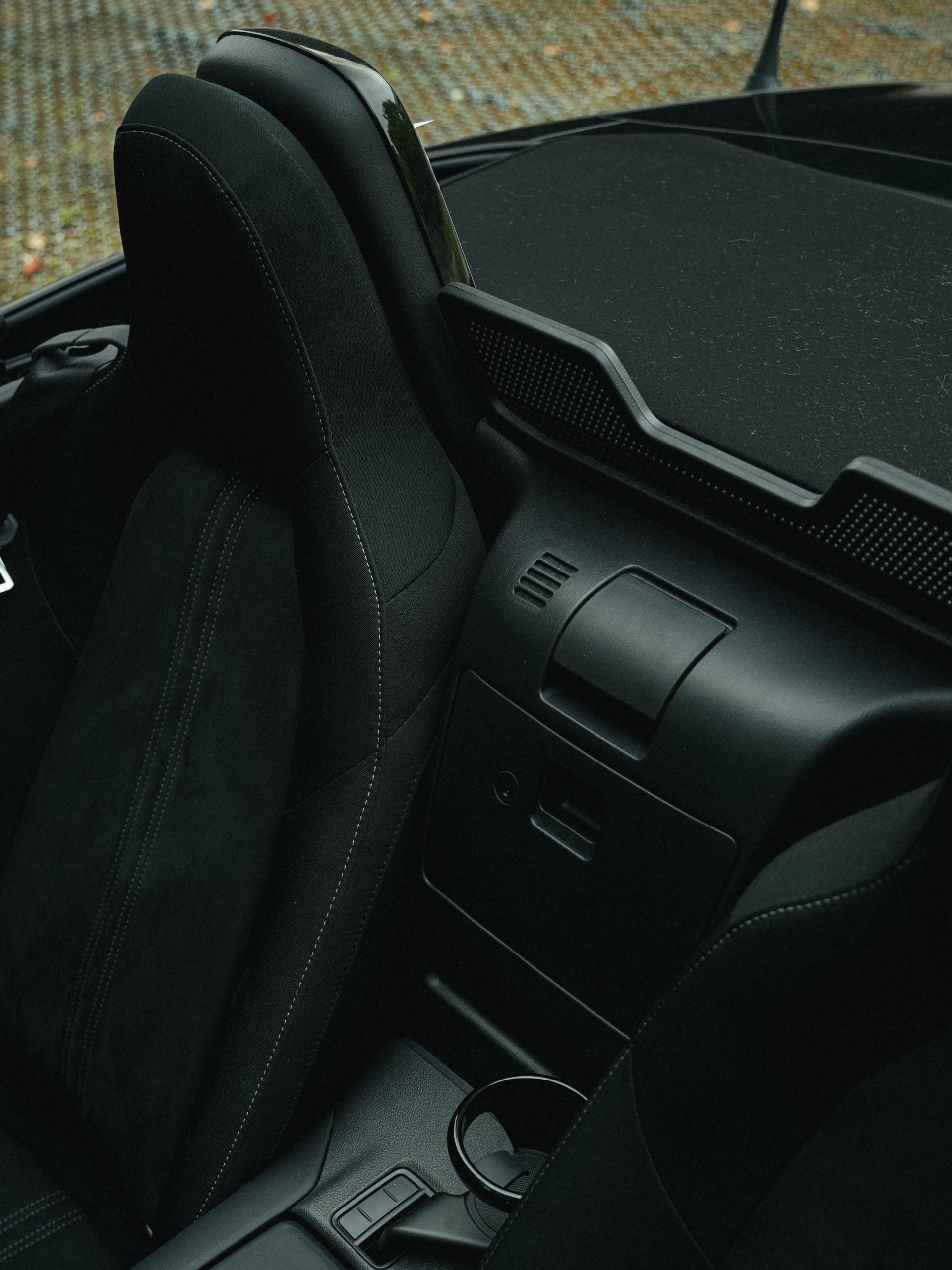 MAZDA MX-5 photo 8